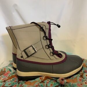 Bearpaw Nelly  faux leather & rubber duck boots
